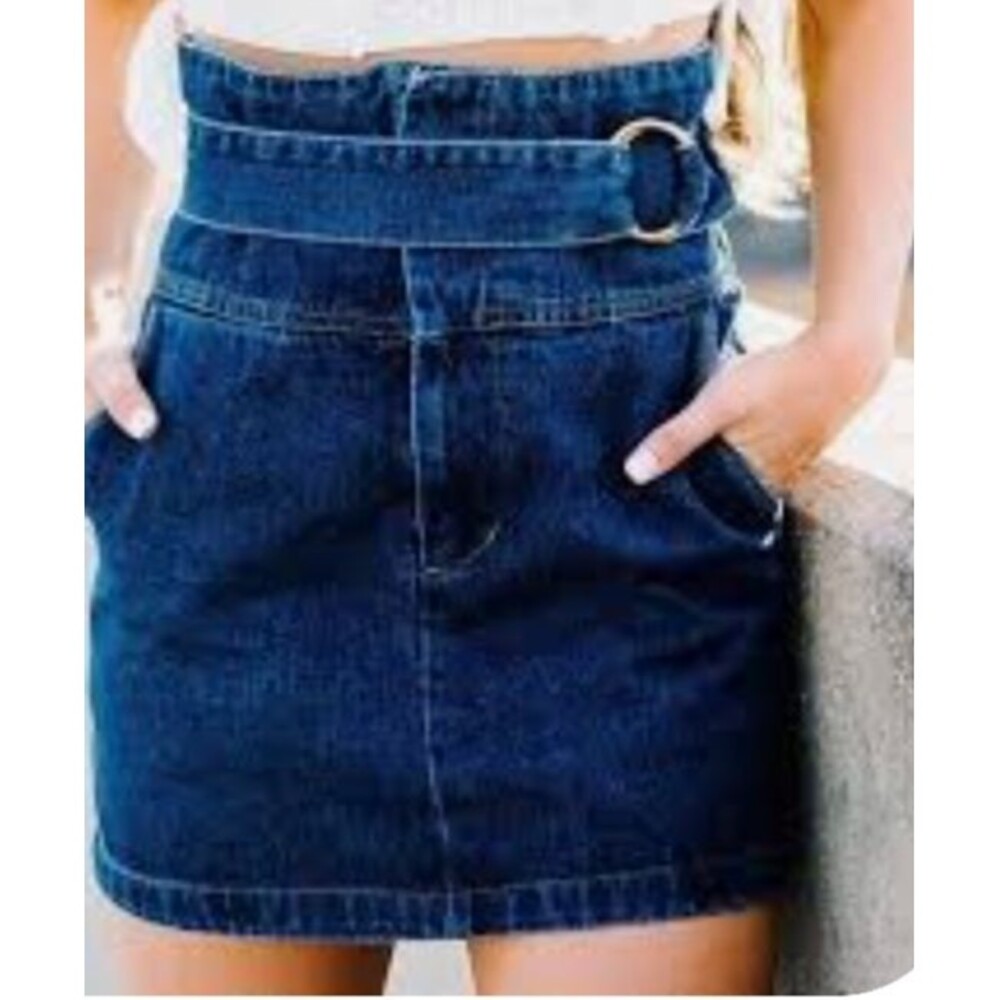 Y2K Women's Signature 8 High Waist Denim Dark Blue Belted Stretchy Skirt Size S